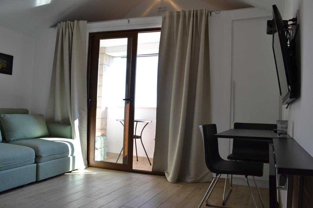 Villa I Karma Tisno Exterior foto